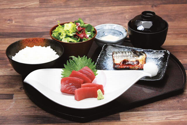 和食バル 音音 八重洲鉄鋼ビル店 （ワショクバルオトオト）のご予約