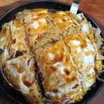 ピカリ - ミックス焼　M  ¥950
(豚、エビ、イカ、イカ天、そば)