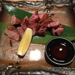 博多 表邸 - タンの炙り