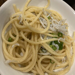 池袋ワイン倶楽部 - シラスの港町風パスタ