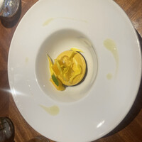 表参道バンブー - マンゴーを使ったデザート。ベルガモットのゼリーの香りが良かった。