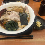 Ramen Higuma - チャーシューメン(950円税込)とおろしショウガ(無料)