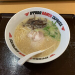 IPPUDO RAMEN EXPRESS - とんこつラーメン￥790