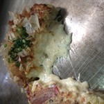 お好み焼き 神明 - お塩で食べるお好み焼き(半熟チーズ)  ※何故か画像が横になっちゃう(汗)