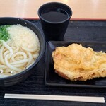 Gambatei - かけうどん(中)、鶏天