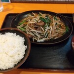 味の大善 - レバニラ炒め定食（¥1100）
