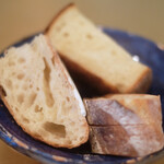 Cise - ランチセット 1600円 のパン3種