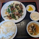 Ramen Ando Chuu Ka Eito - レバニラ定食