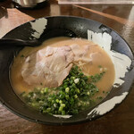 長風 - 豚骨醤油ラーメン