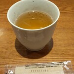 ここのつ - お茶、 ウェットティッシュ