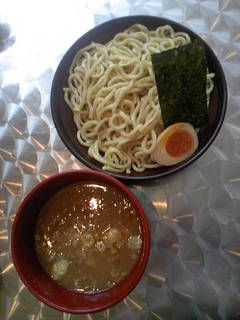 Eat it! - 魚介醤油豚骨つけ麺８５０円