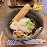 うどん屋 きすけ - 鯛ちくわ天と温泉玉子のぶっかけ　1,000円（税込）