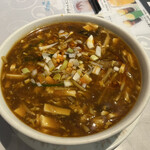 南洋飯店 - サンラー湯麺