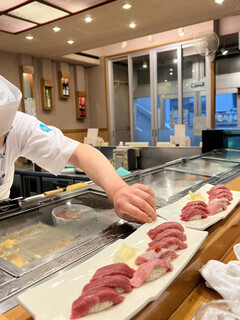 Tsukiji Sushisen - 