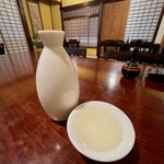 小川菊 - うな重を待つ間 ついついもう１本