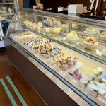 Patisserie Plaisir - 店舗内観