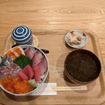 食堂 光 - 海鮮丼