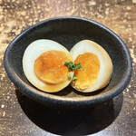 豚小家 - 202306  煮玉子（お通し）