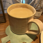 cafe Cwtch - ＊ ハニーミルクルイボスティー　HOT　550円