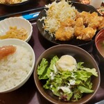 Hakata Motsunabe Yamaya - 鶏の唐揚げめんたい風味定食　1,400円
