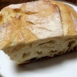 ブーランジェリー　ジン - フランスパンのようだと勧められたパン(名前忘れすみません)