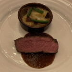 サラマンジェ ド イザシ ワキサカ - 肉料理 国産牛バヴェットのソテ　エシャロットソース