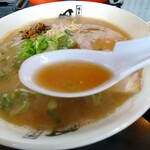 風び - 「豚骨ラーメン」スープ
