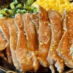 めしのやまいち - 赤牛ステーキ丼UP