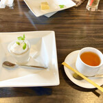 ピッツエリアバール　CACTUS　D'ORO - ほうじ茶パンナコッタと紅茶