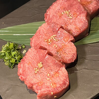 老舗精肉店直送 千種焼肉 飛騨牛の奴隷 千種店 - 