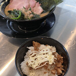 脂醤油組 - 本日の朝ご飯