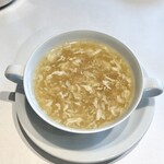 大観苑 - 卵白とふかひれのスープ