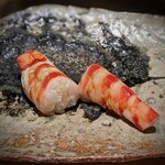 千葉たかおか - 天然の大車。今まで湧き水も加えて茹でていたのを、皮が薄くなるこの時期はお酒と塩だけで茹でるとの事。身に砂糖を蓄えていたのかと思うほど甘い。