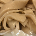 とこ井 - 麺アップ