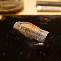 鮨 龍次郎 - 小肌