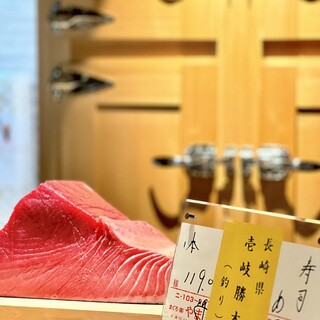 【鮮度と素材に自信】米・赤酢・海の幸を厳選◆江戸前鮨を堪能。