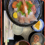 海鮮丼・定食 凪 - 本日の海鮮丼　2,300円