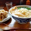 Maruken - 大判きつねうどん(冷) 700円、大盛り 100円、鶏天 300円