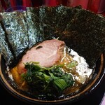 家系ラーメン とらきち家 - 