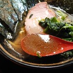 家系ラーメン とらきち家 - 