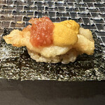 赤坂 鮨大谷 - 海老フリットの雲丹乗せ＆トマトソース
