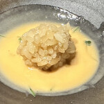 赤坂 鮨大谷 - 海老のビスクと焼きアスパラガス　シャリ玉IN