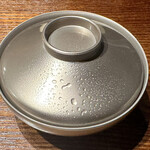 赤坂 鮨大谷 - 万願寺唐辛子の真薯と焼き鮎に潤菜のお椀