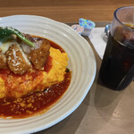 おむらいす亭 - チキンとイタリアントマトソースオムライス