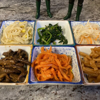 川崎名物 炭火焼肉 食道園 - 寄り…2人じゃちょっと多いです (^^;;