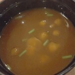 ポンチ軒 - 赤味噌 なめこの味噌汁！
