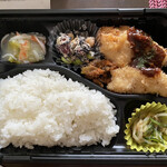 Vivo - チキンカツ デミグラスソース、ご飯が多い米津玄師(°▽°)