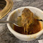 川崎名物 炭火焼肉 食道園 - こんなんが結構、ゴロゴロ入ってた