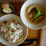 一福 - 料理写真:じゃこと梅のチャーハン