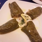 メイハーネ オゼリ - ピーマンのピラウ詰め